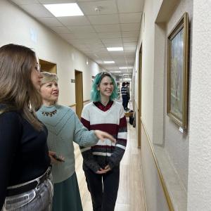 Выставка живописи открылась в главном корпусе МИВлГУ